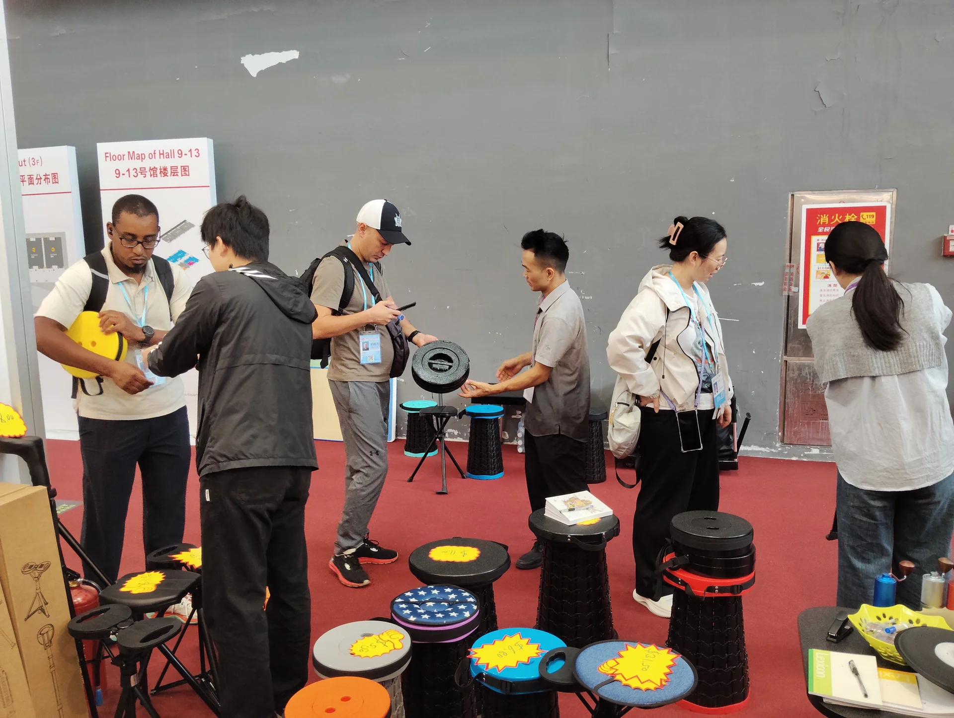Locyop stool factory team Canton Fair Guangzhou exhibition
