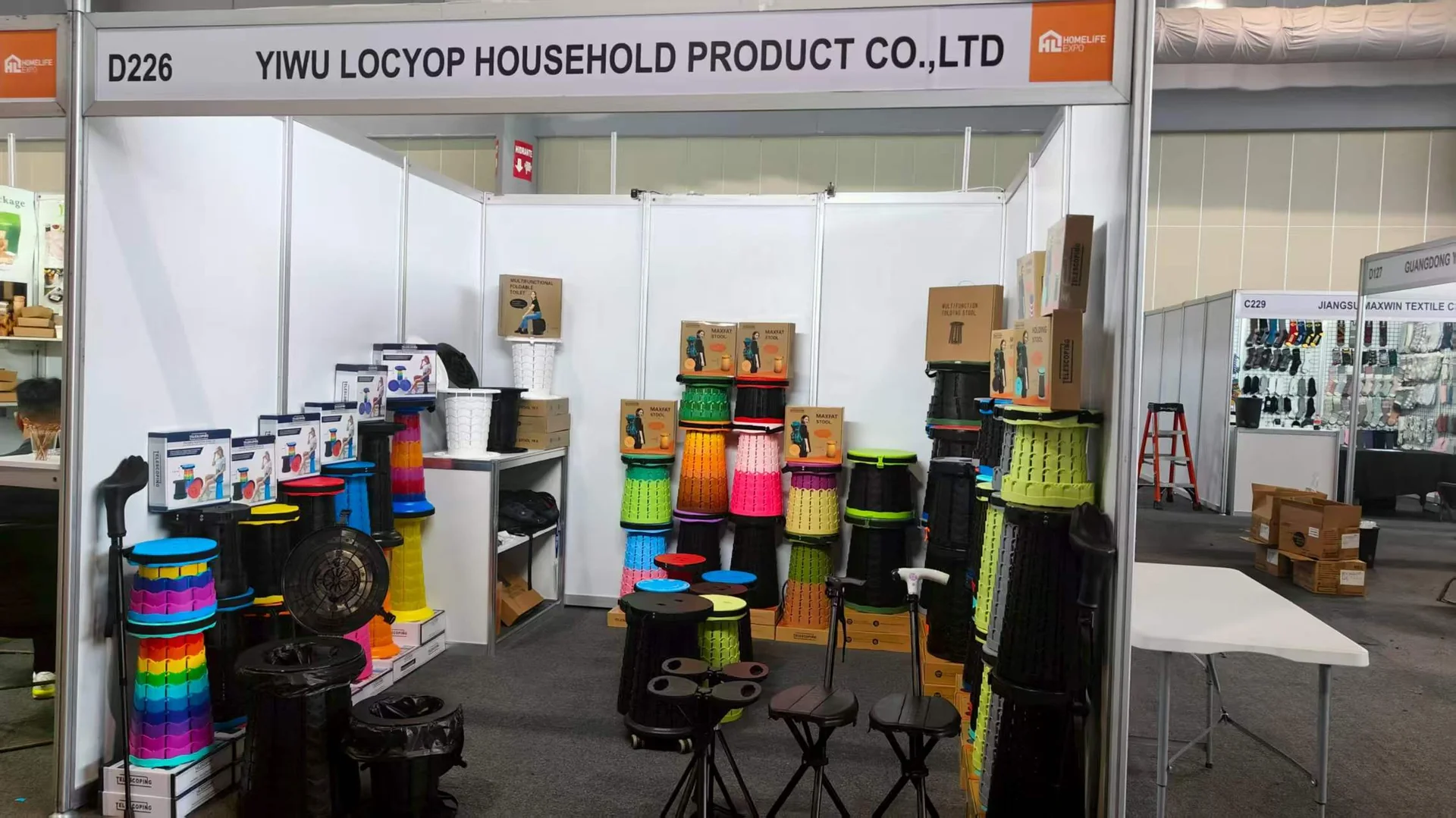 Locyop collapsible stool Dubai Home Expo 2025 Middle East wholesale