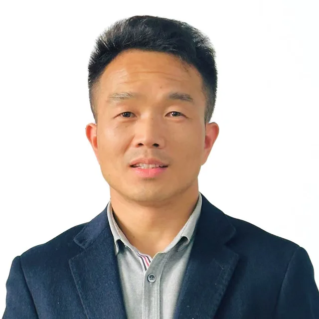 You Wenbiao Jacy - Managing Director of Locyop collapsible stool factory