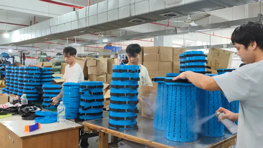 Aleevmoon collapsible stool OEM assembly line at Locyop factory Yiwu China